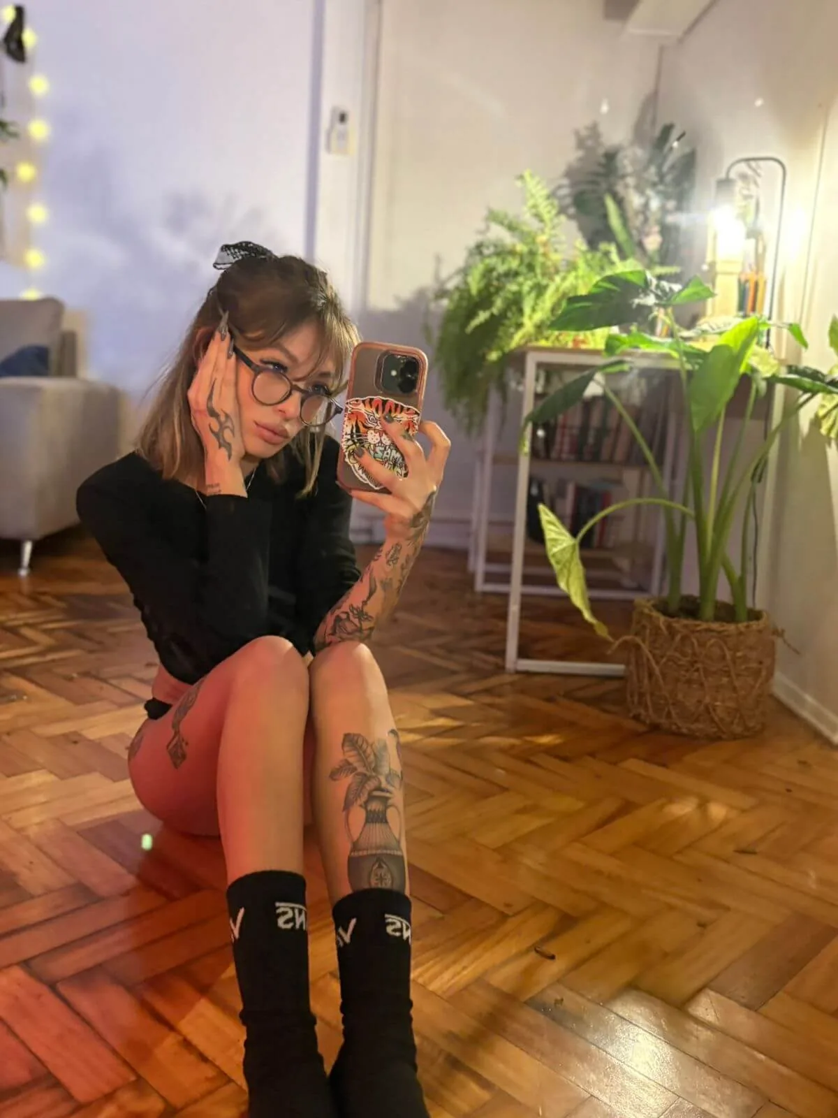 Nyx, Telegram sexting photo 3
